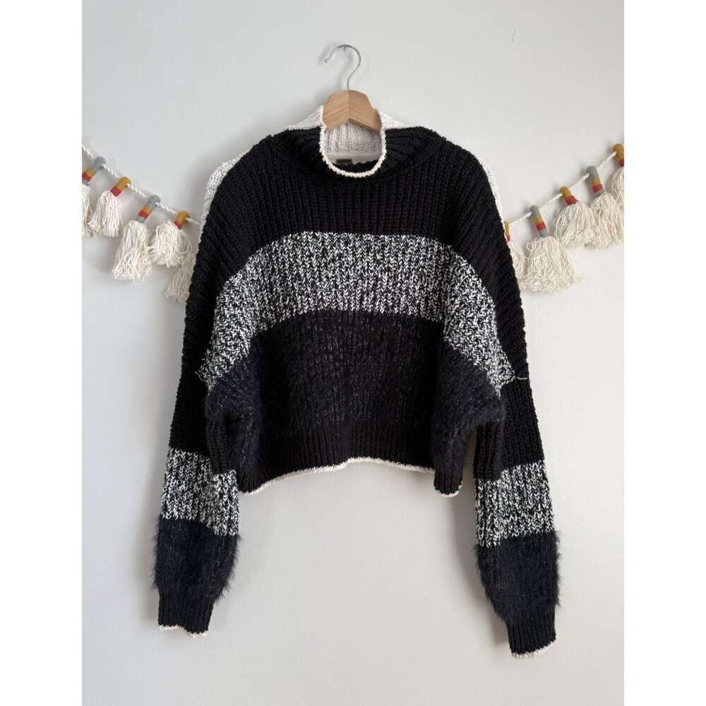 Free People Sunbrite Fuzzy Chunky Knit Mock Neck Slouchy Crop Sweater Cool Night